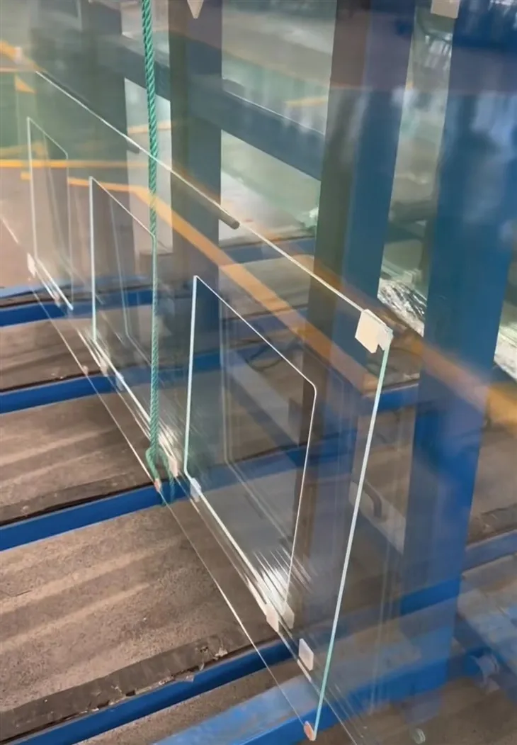 Curved Laminated Glass